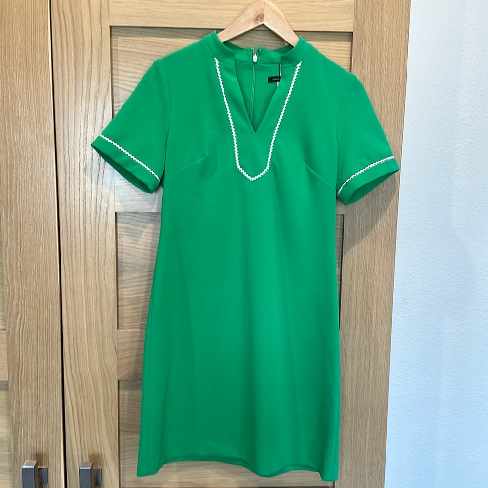 Green Tommy Hilfigar dress size 6.